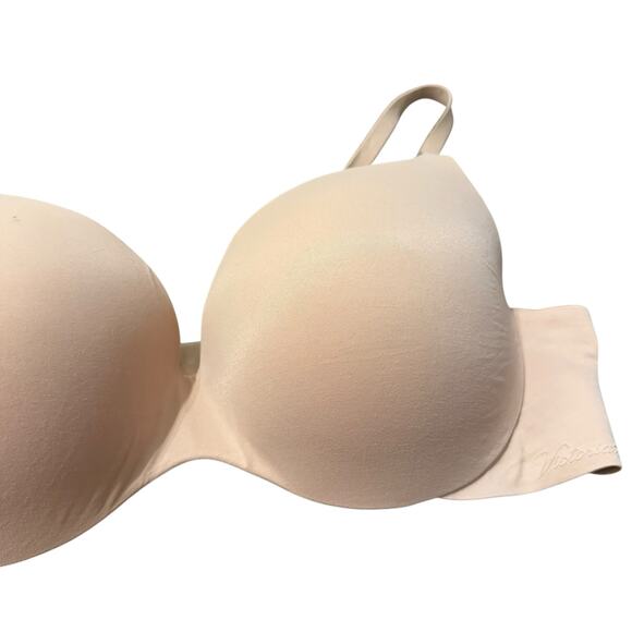 Victoria's Secret Cream Bra - Picture 2 of 7